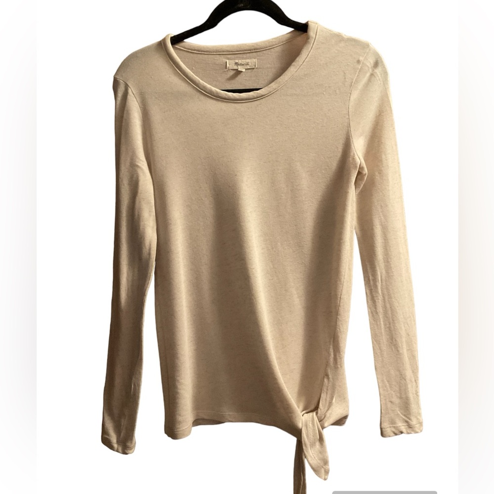 Women’s Madewell Soundcheck Tan Long Sleeve Shirt with Side Tie.